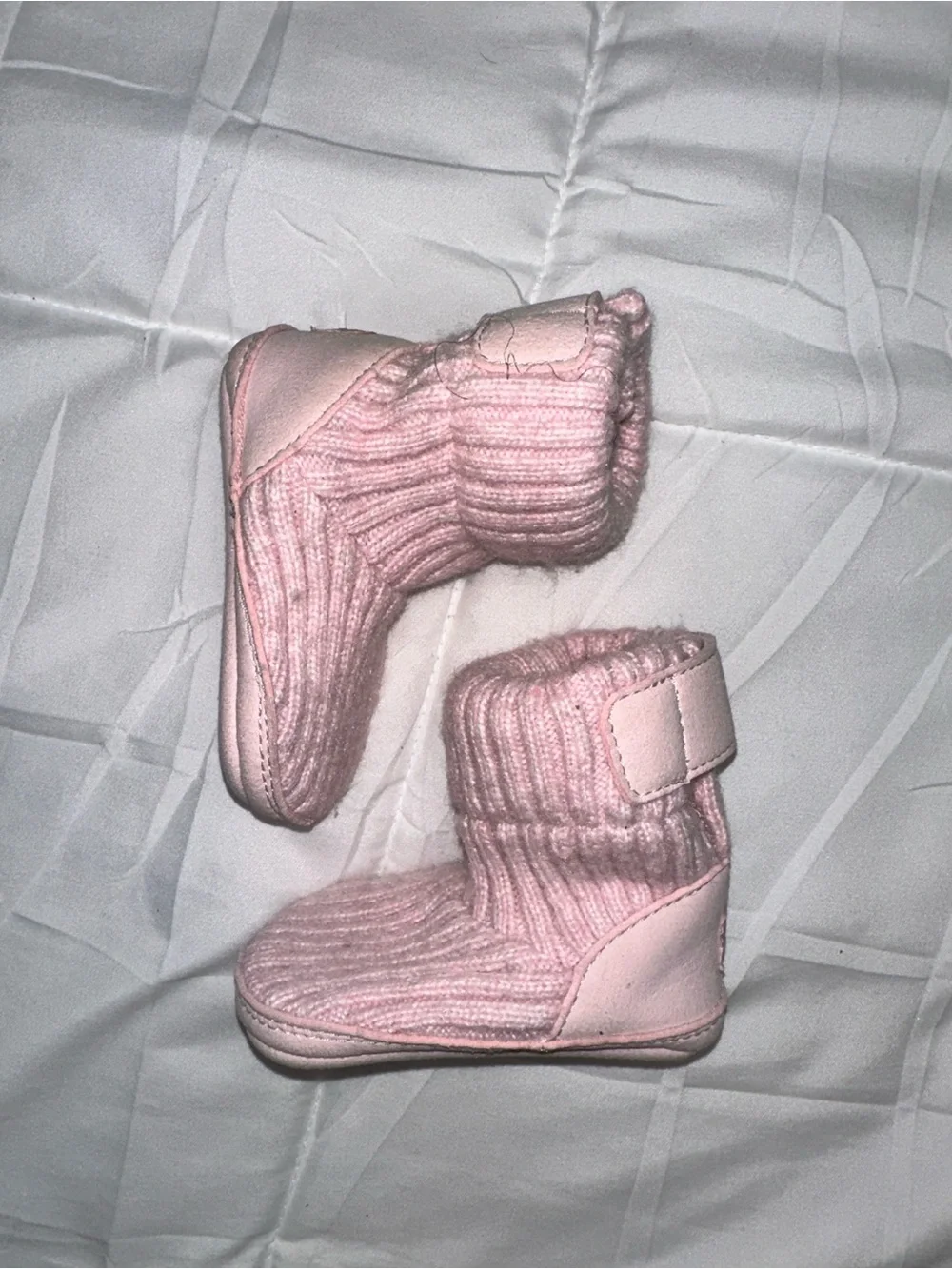 UGG | Baby Skylar Seashell Pink Knit Booties | Size 0/1 (0-6m)